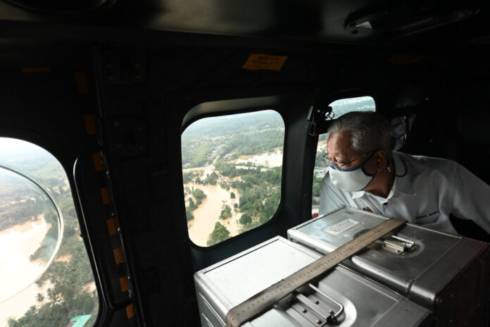 PM: Nearly 86pc of households affected by floods have received compassionate aid
