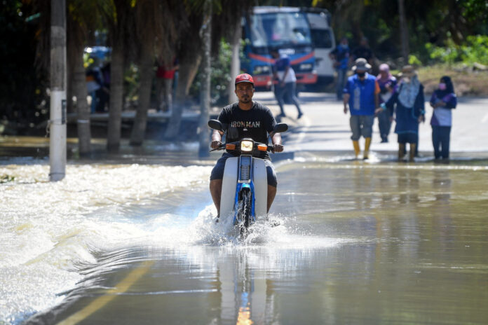 Number of flood evacuees in Johor unchanged this morning