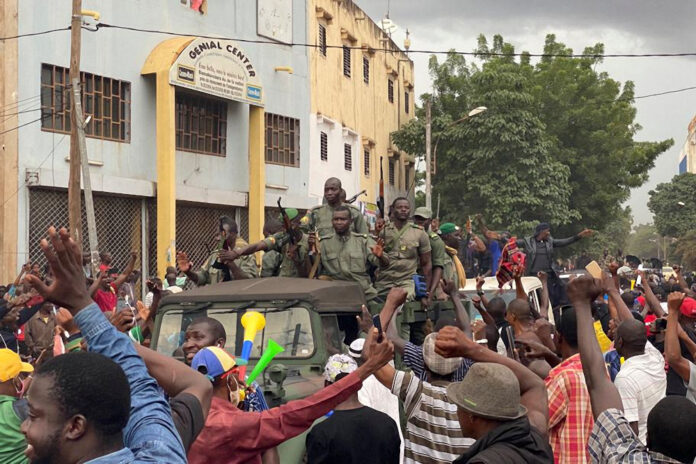 Mali to oppose 'illegal sanctions' in international courts