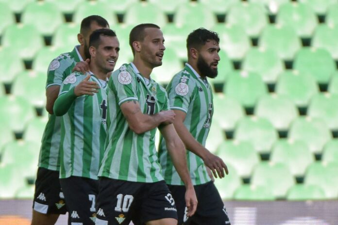 Betis knock out Sevilla after suspended game resumes in 39th minute without fans