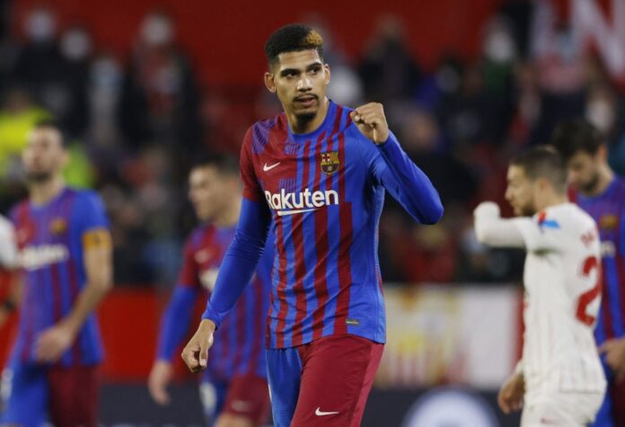 Barcelona hit by De Jong and Araujo injuries