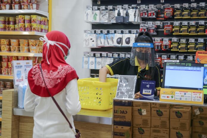 MR DIY partners with seven financial service providers to offer cashback to customers