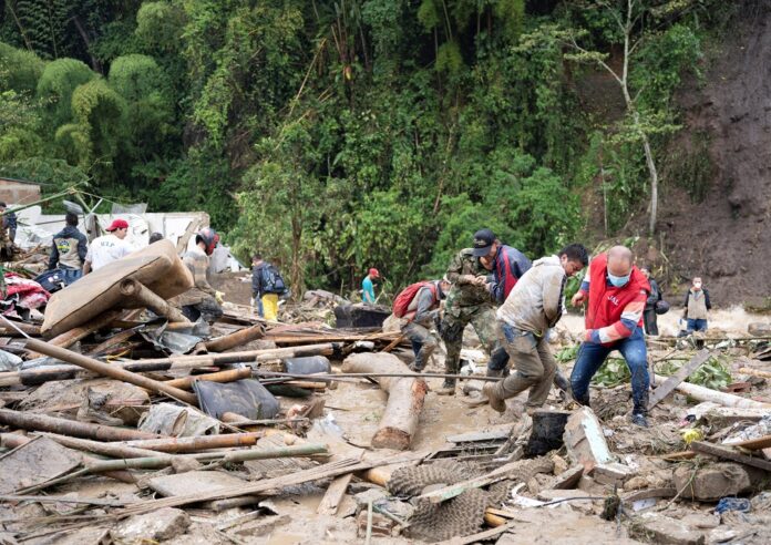 Colombia landslide kills at least 14 and injures 35