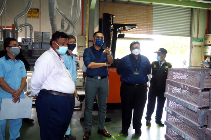 Action to be taken against employers who ask Covid-positive workers to come to work, says Melaka exco