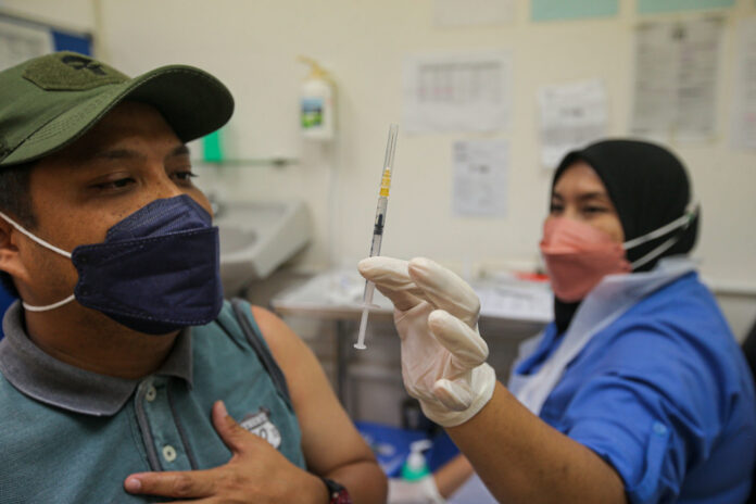 CovidNow: 53.3pc of Malaysia's adult population received booster shot