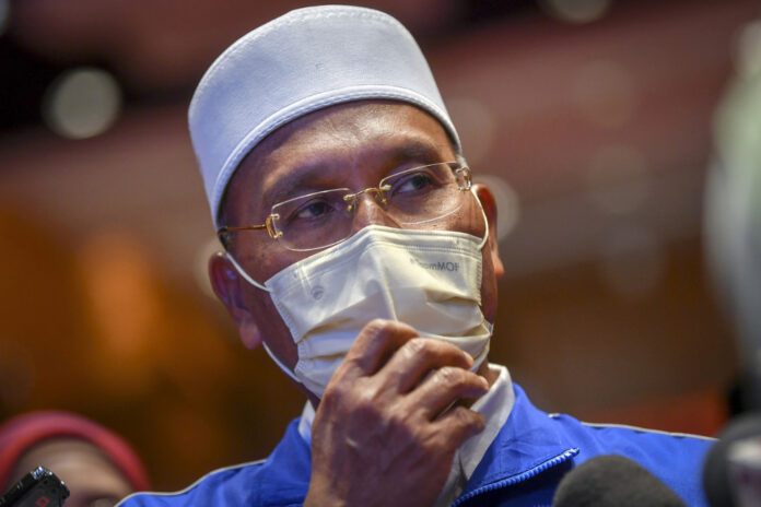 Religious affairs minister: Govt to pay umrah pilgrims RM1,671 on Feb 18