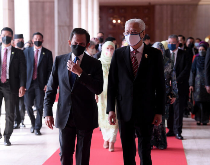 Hailing it a success, PM says Brunei-Malaysia air, land VTL result among outcomes of Brunei visit