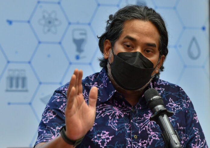 Khairy: Deadline for Sinovac recipients, elderly to get booster shot extended to March 31