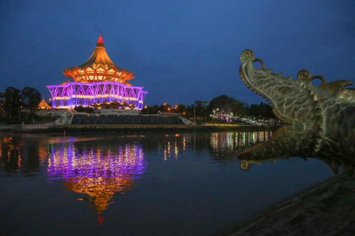Analysts see Sarawak moving closer to greater autonomy after House passes Bill to use 'premier' for state leader