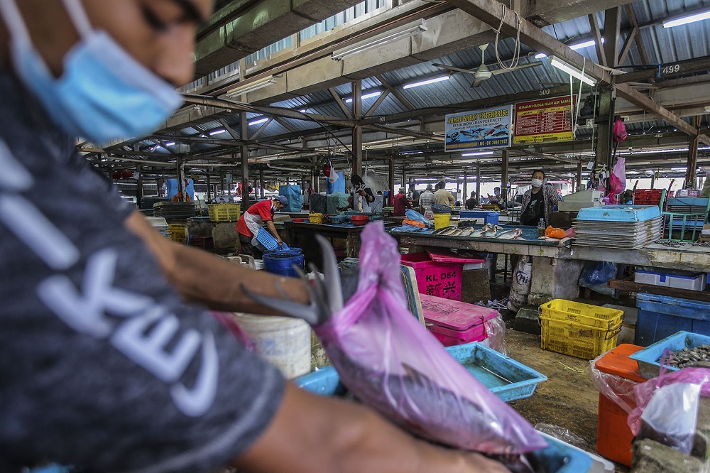FT Ministry says no compromise on misuse of business licences by local traders