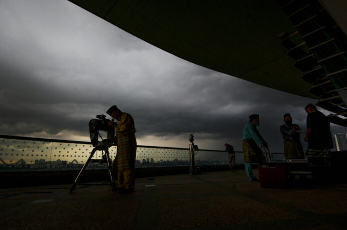 Office of the Keeper of the Rulers' Seal: Sighting of Ramadan new moon on April 1