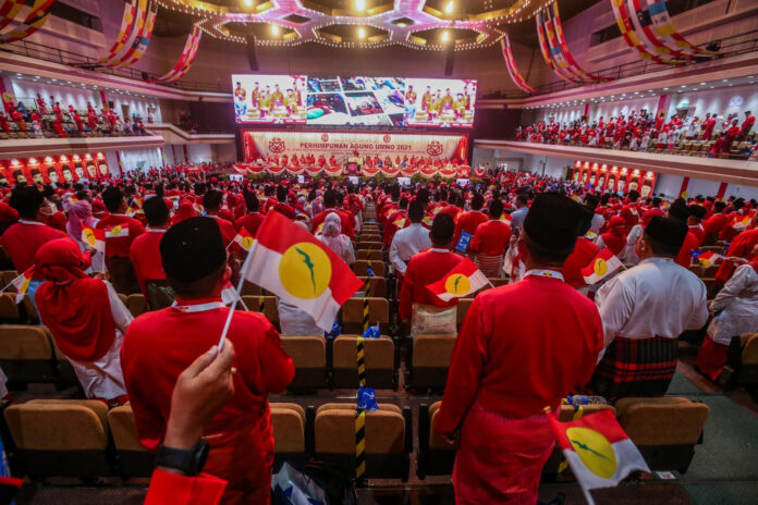 Terengganu delegate urges Umno to end ties with PAS immediately