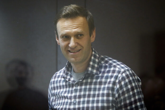 Jailed Kremlin critic Navalny to hear verdict in new case