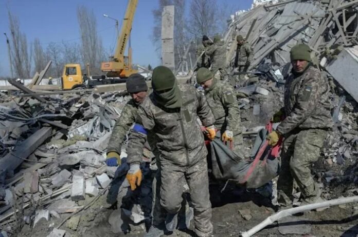 Moscow claims hypersonic missile use, Kyiv asks Beijing to condemn 'barbarism'