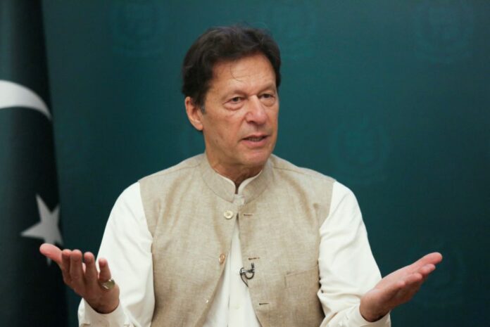 Pakistan's Khan to trumpet Islamic credentials as home fires burn