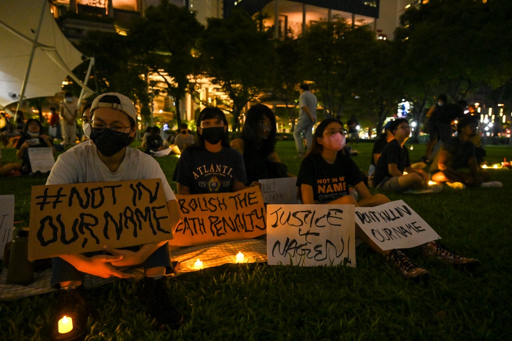 Singaporeans hold vigil for Malaysians facing execution