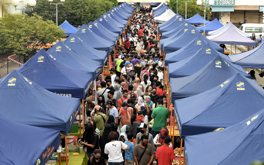 Bernama survey: Sabah, Sarawak communities still practising SOP at Ramadan bazaars