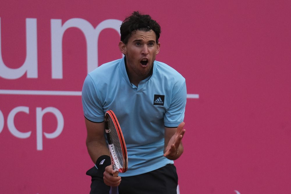 Thiem tumbles out in Estoril first round