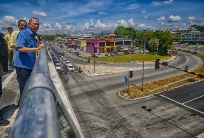 Senior works minister: Pan Borneo Highway to be completed in next five years