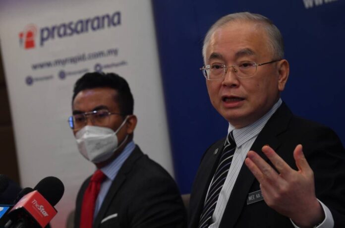 Transport Ministry says it can suspend, revoke licences of e-hailing operators for overcharging passengers