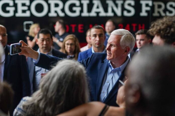 The comeback kid: Ex-VP Pence steps out of Trump's shadow