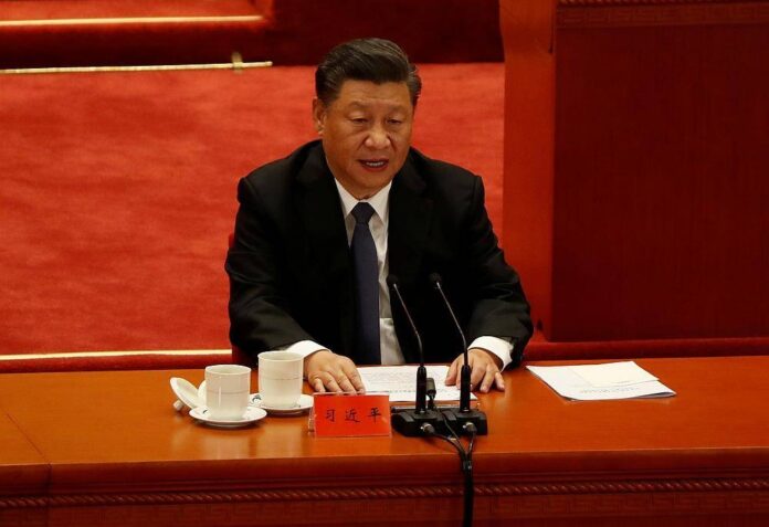 Xi hails 'new atmosphere' in Hong Kong, welcomes next leader