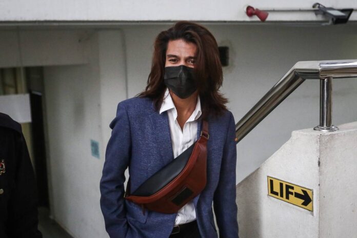 Celebrity Islamic preacher Da'i Syed walks on two unnatural sex charges