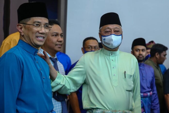 Tajuddin: Ismail Sabri 'wearing two hats' as Umno man and PM, but will decide what's best for country