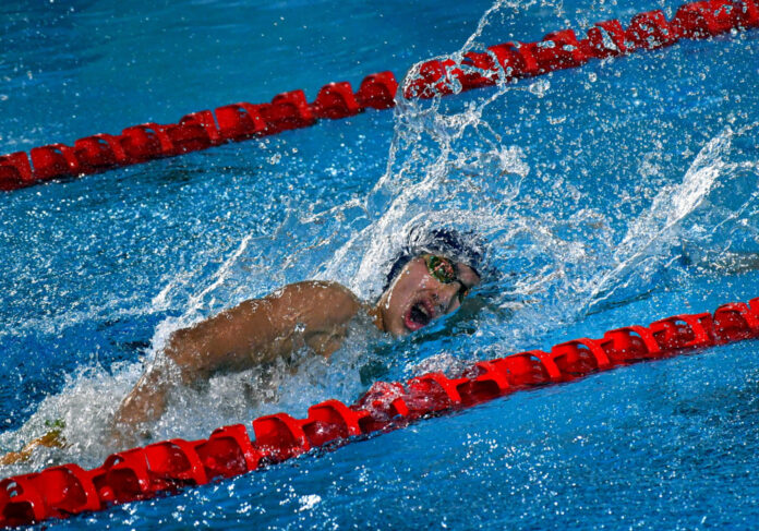 SEA Games: Hoe Yan splashes his way to 200m freestyle gold