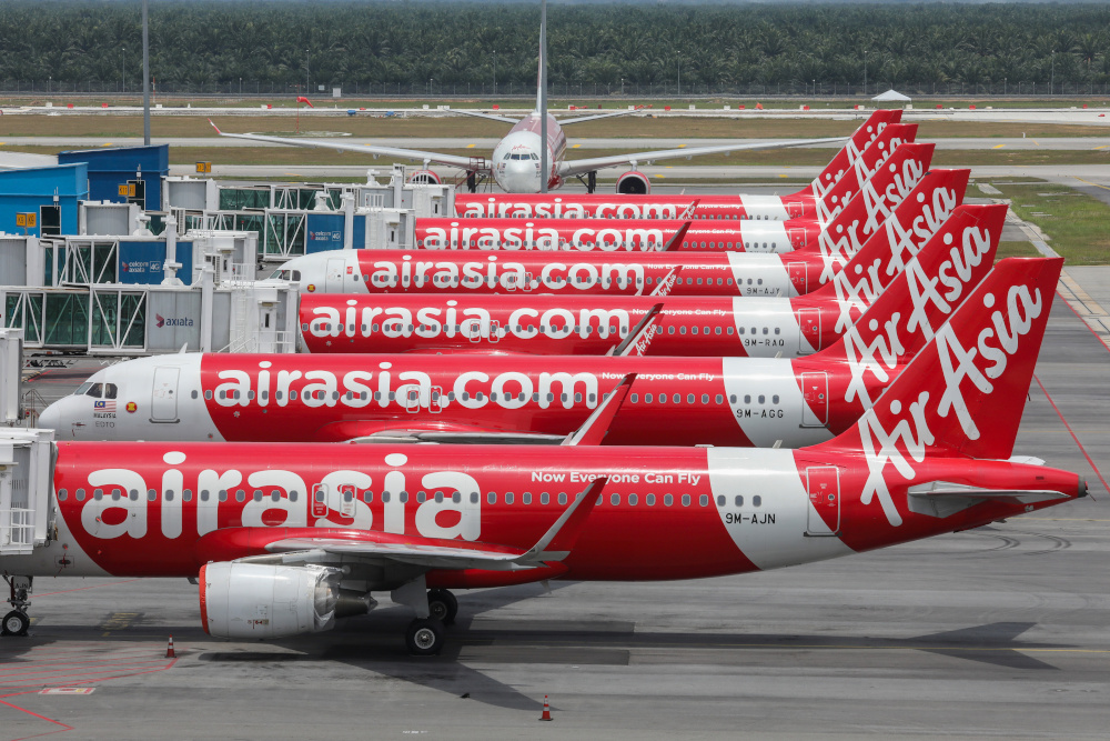 Minister: AirAsia must ensure welfare of passengers not affected during Wesak, Gawai holidays