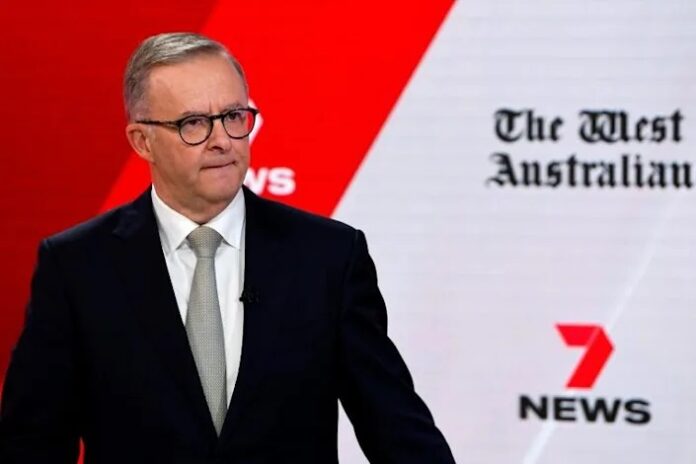 Anthony Albanese is sworn in as Australia's prime minister