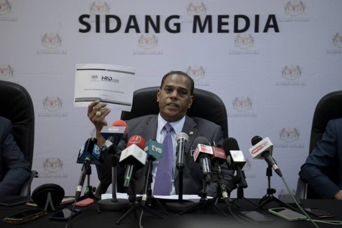 HR minister Saravanan set to face protest from Bangladeshi recruiters in Dhaka visit tomorrow