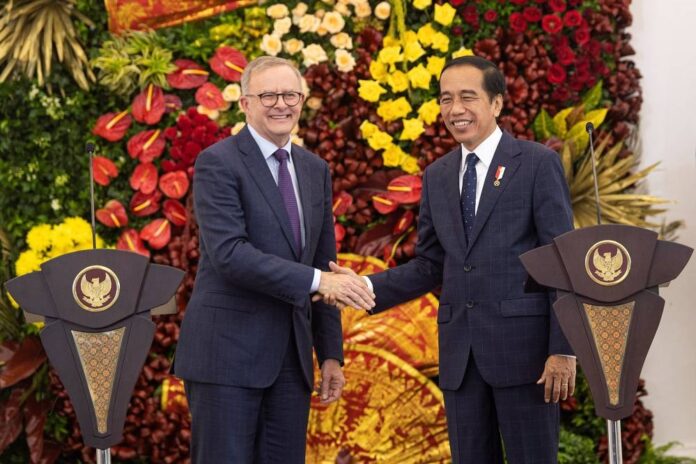 Australian PM signals stronger ties with Indonesia on security, climate
