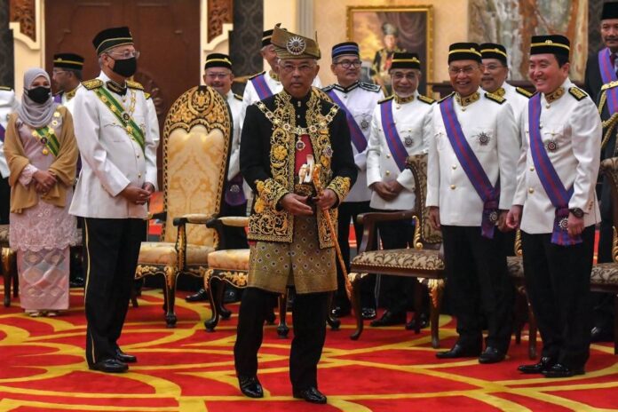 Cabinet ministers, foreign diplomats congratulate King on birthday
