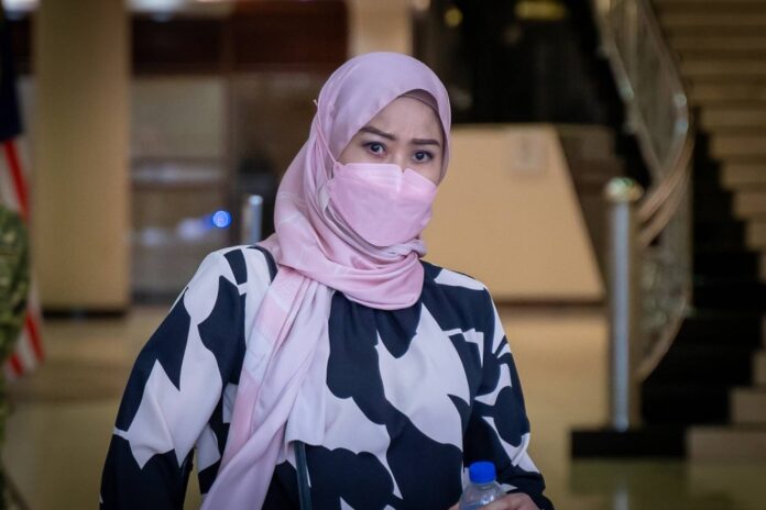 Najib's trial: AmBank official says 1MDB asked to remove PetroSaudi's name as US$95m beneficiary and to record bank account number only