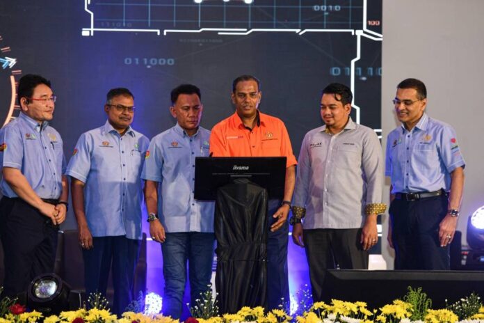 New IC system to better regulate foreign workers, says HR minister