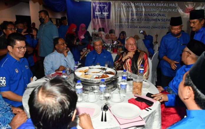 PAS info chief: Ahmad Zahid should put needs of the country before his own