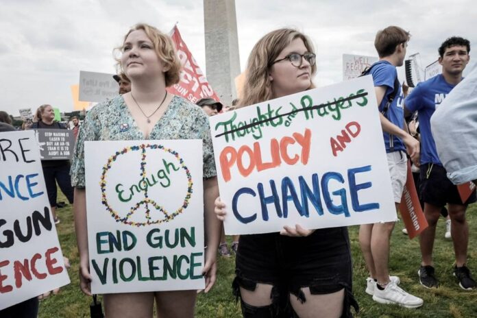 US senators announce limited deal on gun violence measures