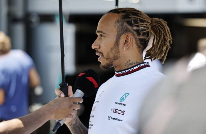 Hamilton's back pain causes concern for Canada at Mercedes