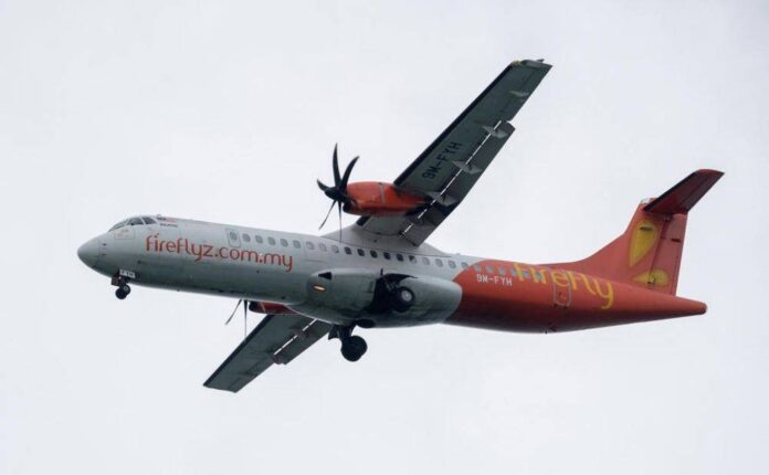 Firefly resumes flights to Singapore