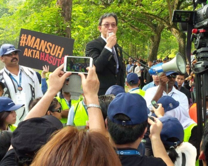 Why Malaysia's lawyers march: Did the 2007 Walk for Justice change anything? Why are they marching again?