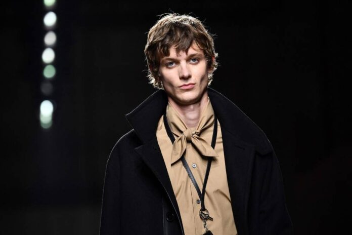Men's fashion back to old normal in Paris