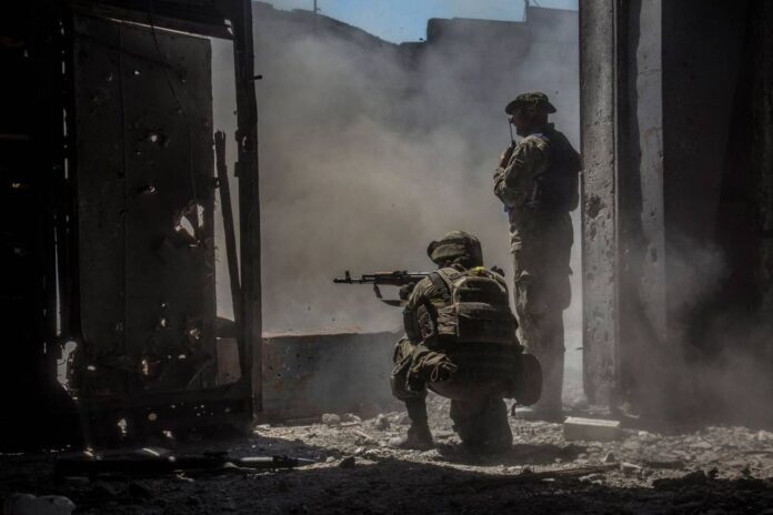 World leaders seek united front for Ukraine as war rages on