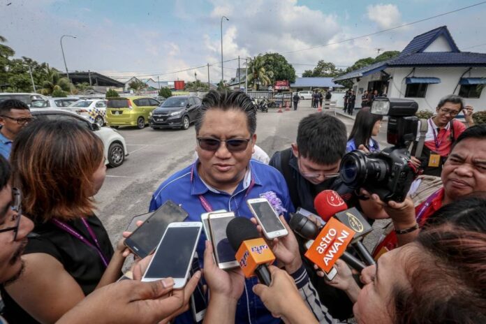 Nur Jazlan takes a swipe at his critics in BN, welcomes them to contest in Pulai for GE15