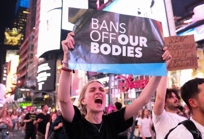 In post-Roe US, abortion providers seek licenses across state lines