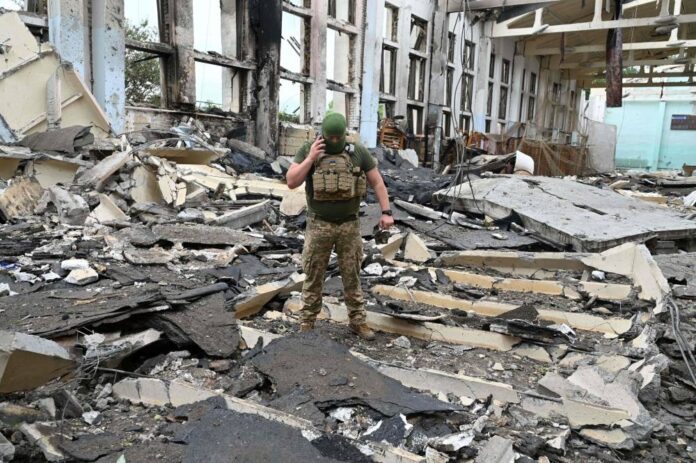 Ukraine reports 'massive' attack from Belarus