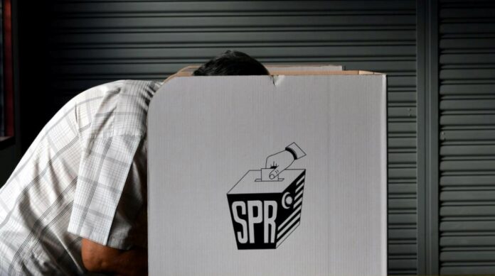 Khairy: Malaysia has to consider three main factors before holding general election