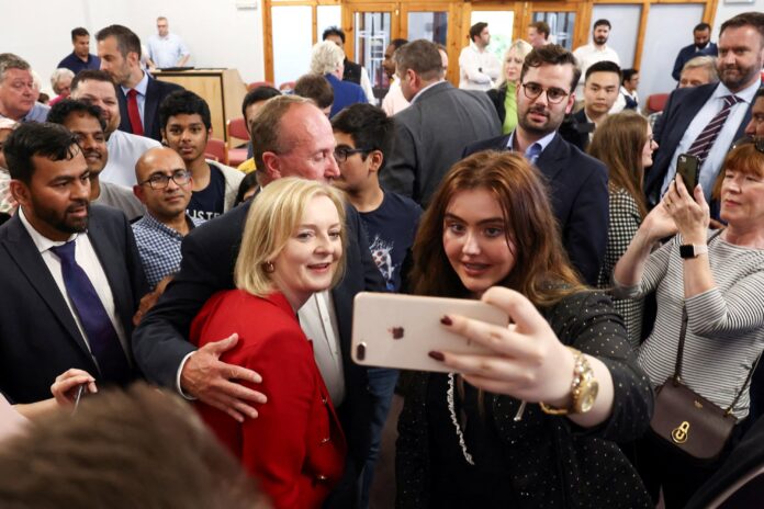 UK rivals for PM hold first clash in front of Tory members