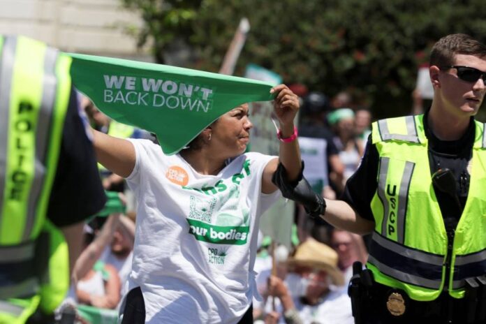 State abortion bans blocked by Florida, Kentucky judges