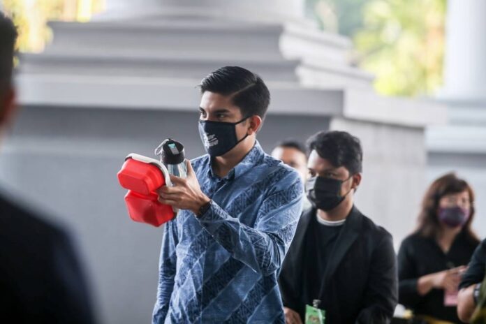 Judicial Commissioner Azhar reminds all parties not to make comments on Syed Saddiq's case
